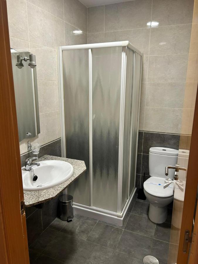 Hostal Restaurante Aqua Ourense Dış mekan fotoğraf
