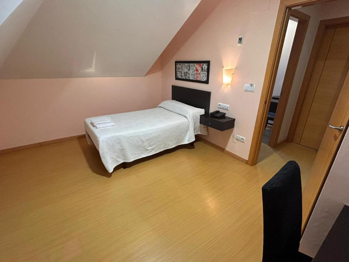 Hostal Restaurante Aqua Ourense Dış mekan fotoğraf